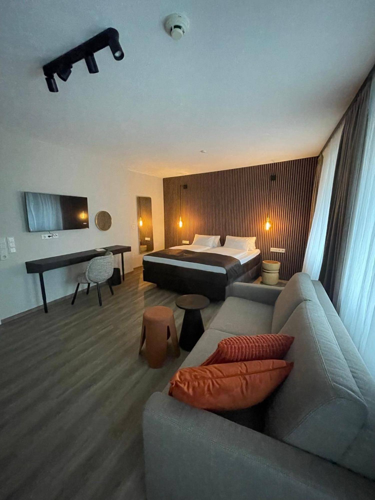 Hotel-Restaurant Schraeder Гревен Екстериор снимка